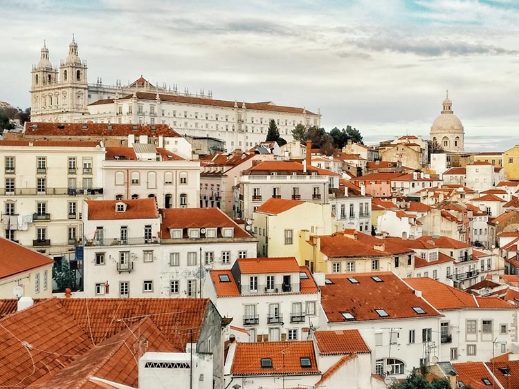 葡萄牙买房移民何以在竞争激烈的市场中占据一席之地？