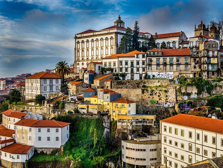 葡萄牙黄金签证审批速度趋缓，是时候考虑一下新的基金项目了！